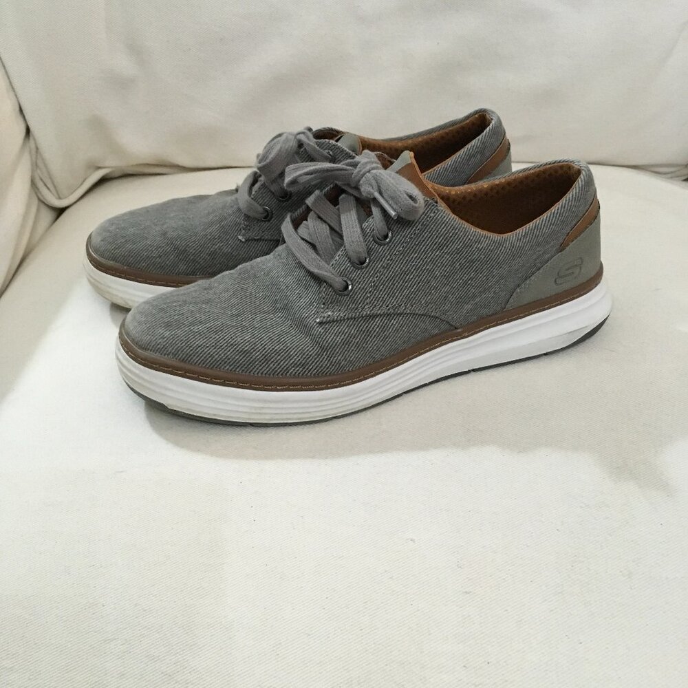 Skechers Men's Moreno Canvas Sneaker